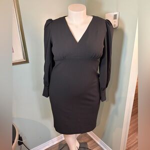 141. Calvin Klein Elegant Black Long-Sleeve V-Neck Dress
